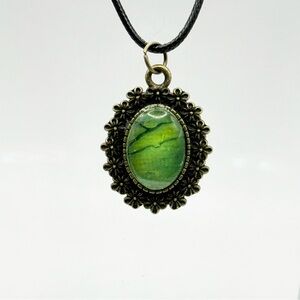 Elegant Green Pendant Necklace